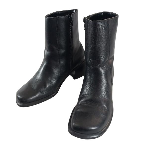 DANELLE! CENTRAL BLACK GENUINE LEATHER BIKER/MOTO CHUNKY HEEL ZIP BOOTS! SZ 6.5M - Picture 3 of 11